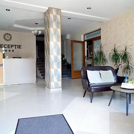 Pensiunea Central เรกิน ภายนอก รูปภาพ